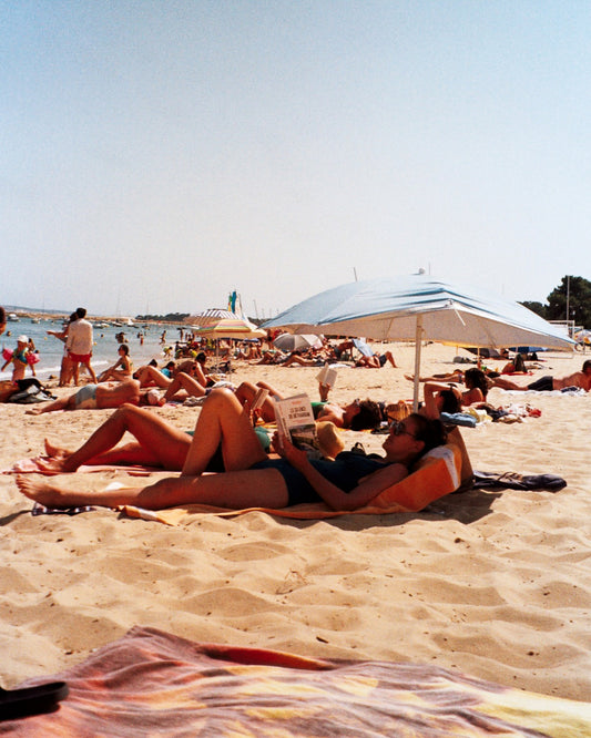 Cap-Ferret on film #01