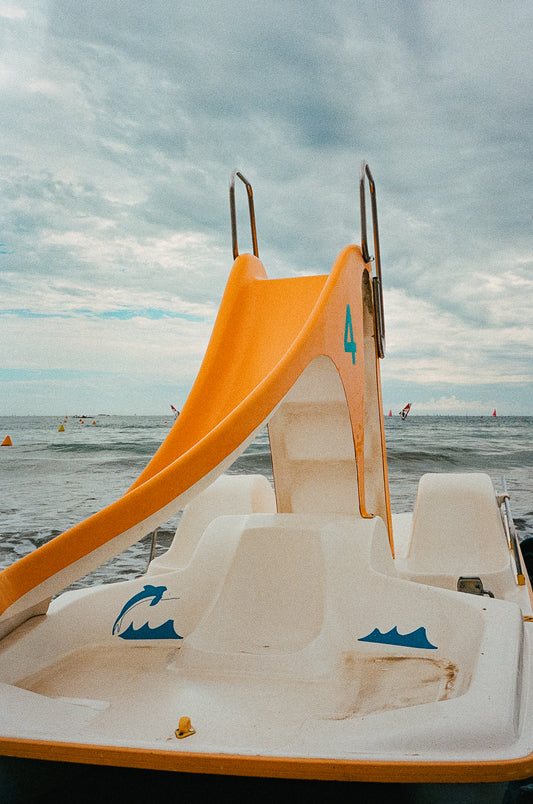 Pédalo Jaune.